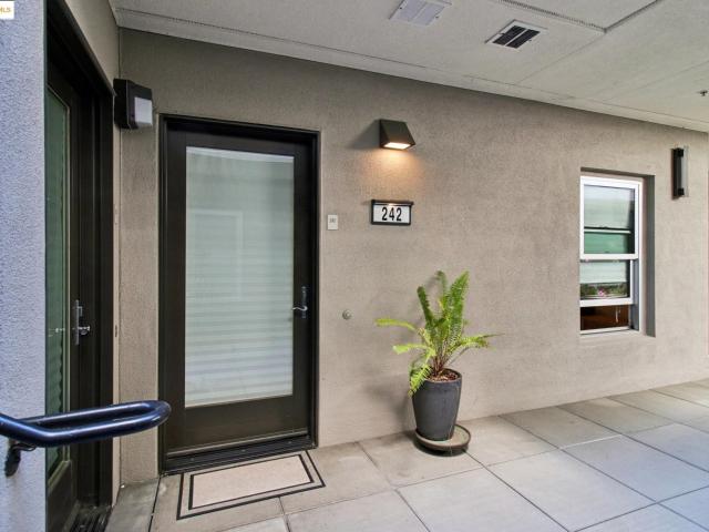 Condo for sale in Emeryville, California
