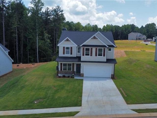 House for sale in Lula, Georgia