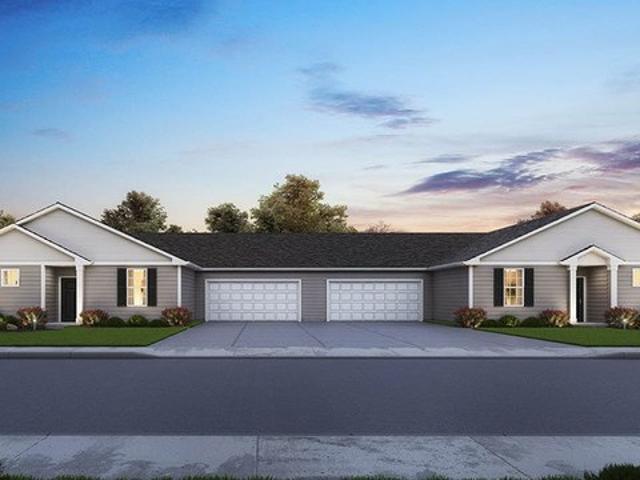 Townhouse for sale in Mchenry, Illinois