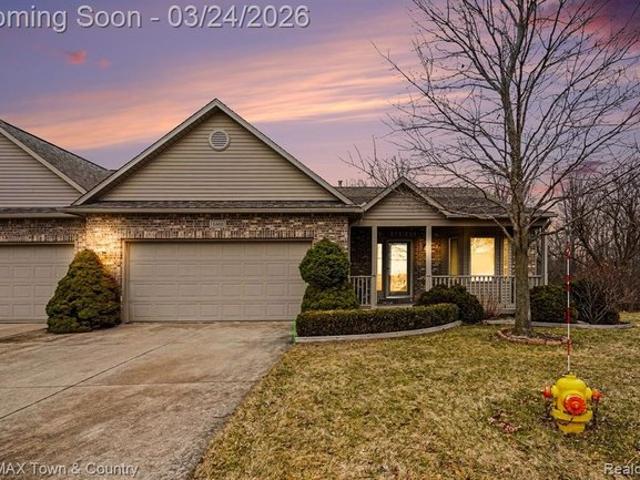 Condo for sale in Burton, Michigan