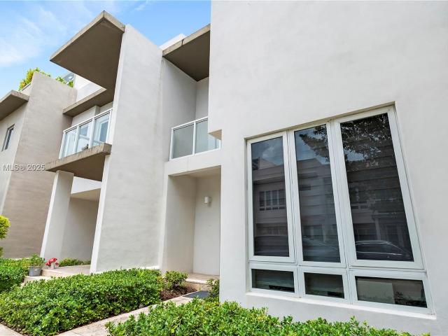 Condo for rent in Doral