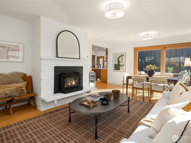 House for sale in Pine Street Park Neighborhood, Edmonds