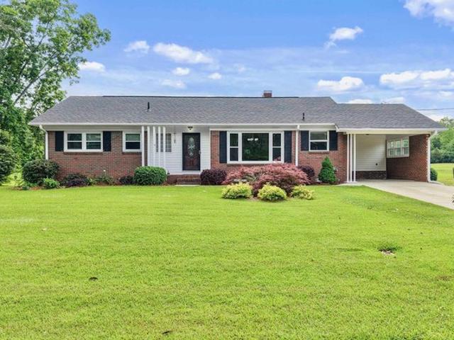 House for sale in Jemison, Alabama