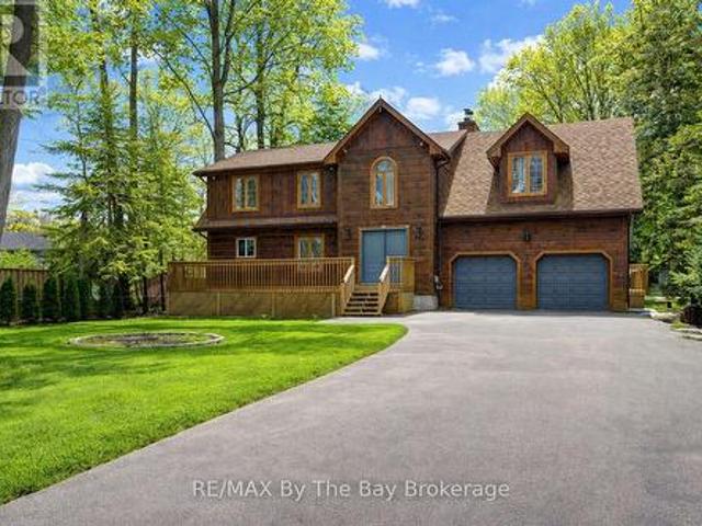 House for sale in Wasaga Beach, Ontario