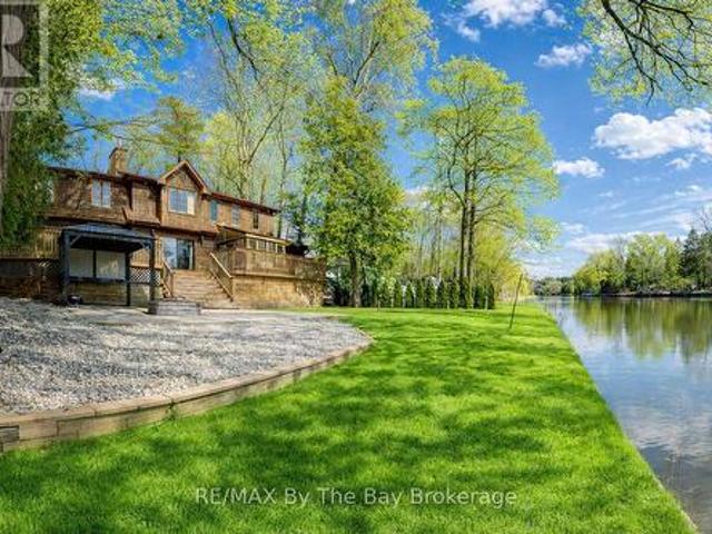 House for sale in Wasaga Beach, Ontario