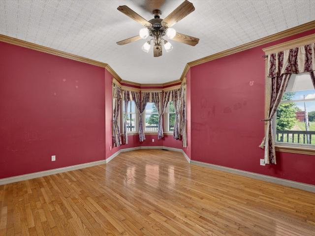 House for sale in Bloomfield, Indiana
