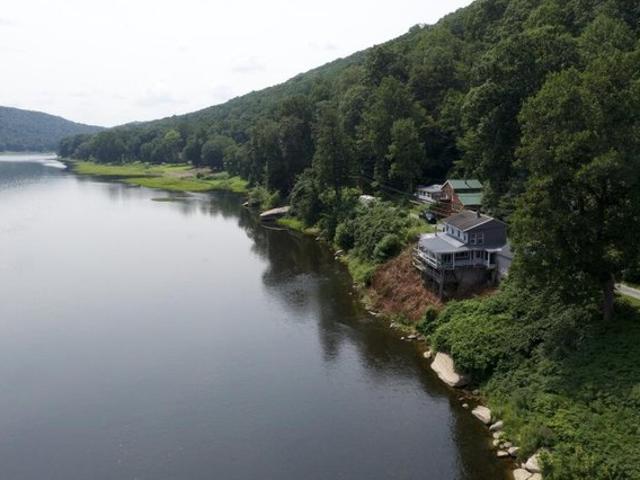 House for sale in Venango, Pennsylvania