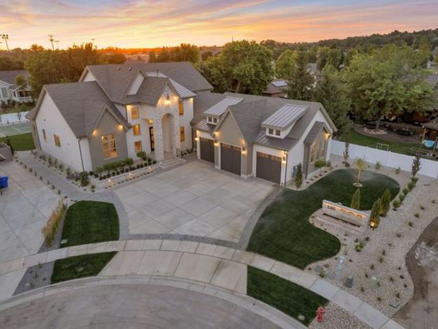 House for sale in Farmington, Utah