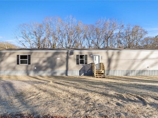 House for sale in Centreville, Alabama