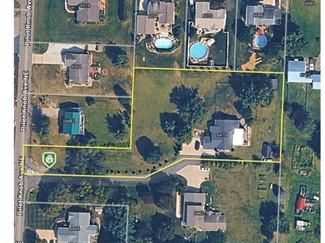 House for sale in Louisville, Ohio