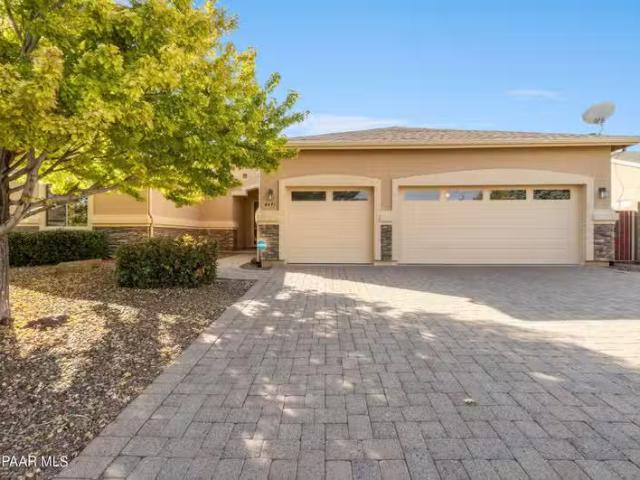 House for sale in Prescott Valley