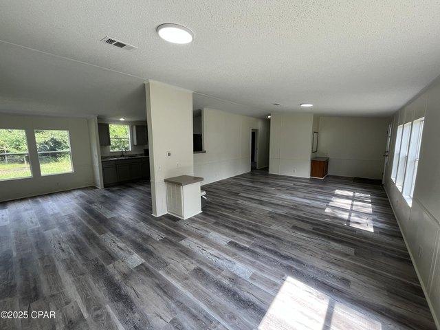 House for sale in Kinard, Florida