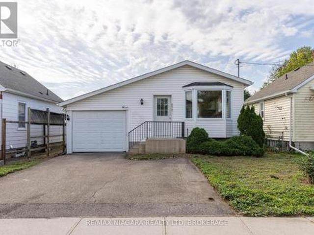 House for sale in Niagara Falls, Golden Horseshoe