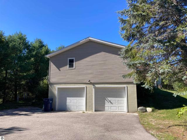 House for sale in Lake Leelanau, Leland Township