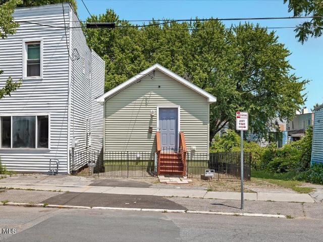 House for sale in Albany, New York