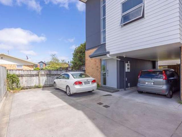 Apartment for sale in Hamilton East, Hamilton City