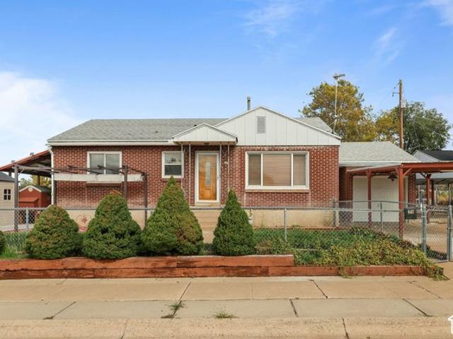 House for sale in Clearfield, Davis County