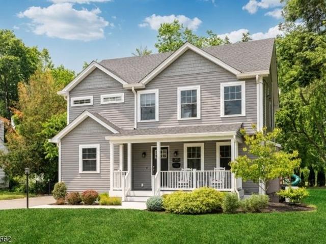 House for sale in Glen Rock, New Jersey