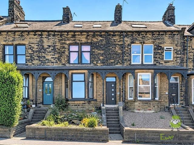 House for rent in Lower Wyke, West Yorkshire