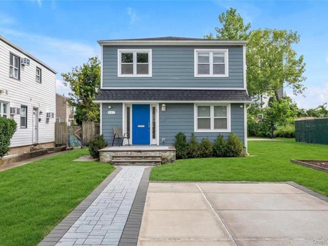 House for sale in Far Rockaway, New York