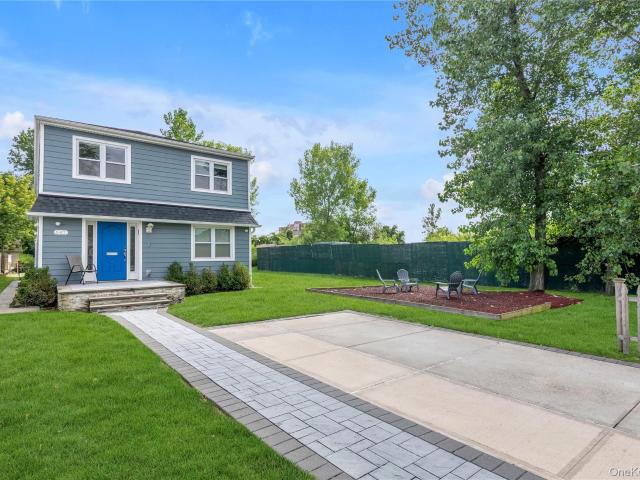 House for sale in Queens, Arverne