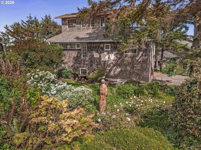 House for sale in Oregonia