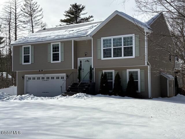 House for sale in Niskayuna, New York