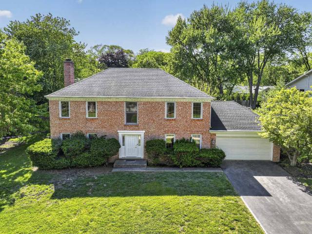 House for sale in Libertyville, Illinois