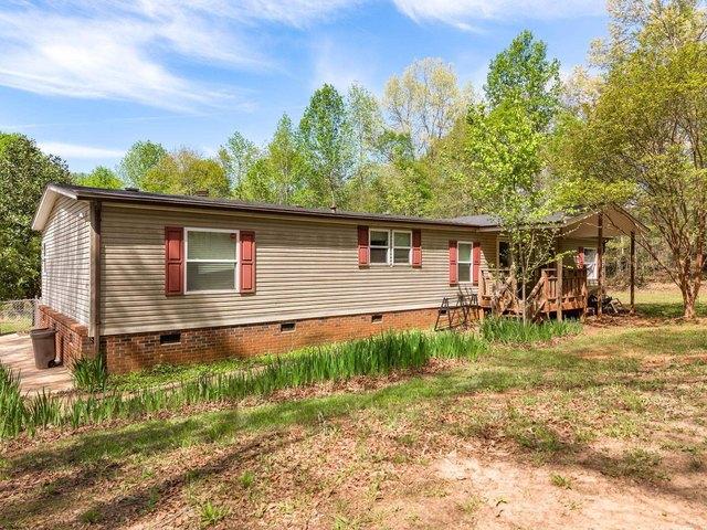 House for sale in Inman, South Carolina
