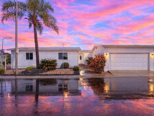 House for sale in Vista, California