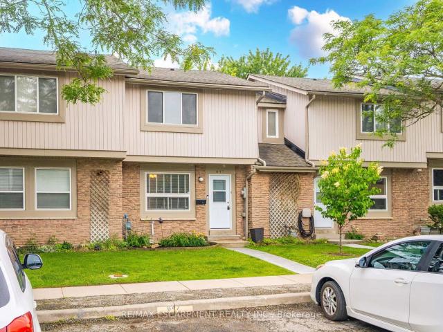 Condo for sale in Woburn, Ontario