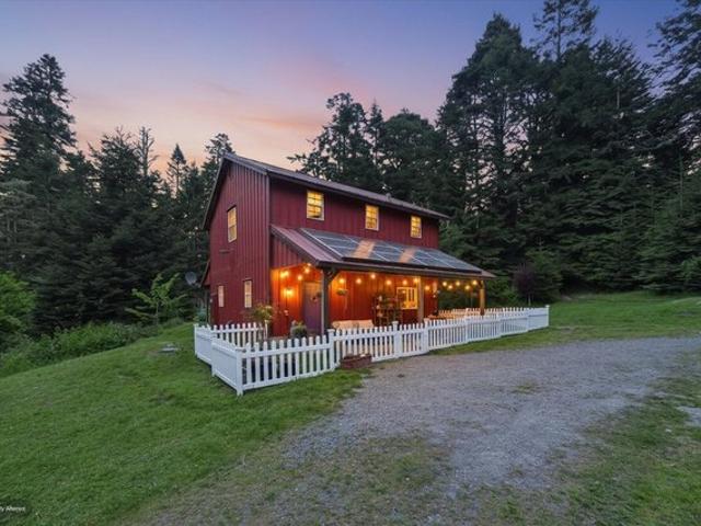 House for sale in Humboldt, California