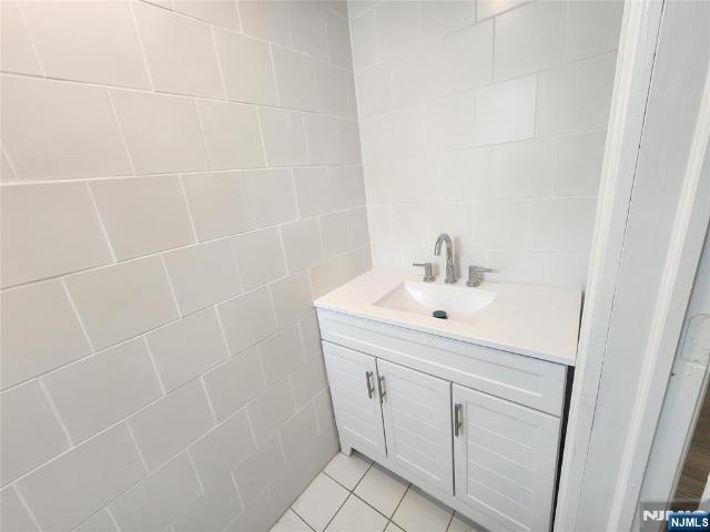 Property for rent in Lyndhurst, New Jersey