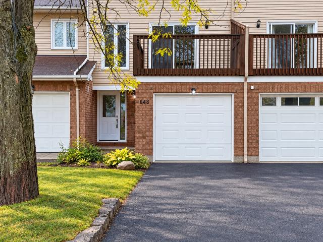 Apartment for rent in Fallingbrook, Ottawa