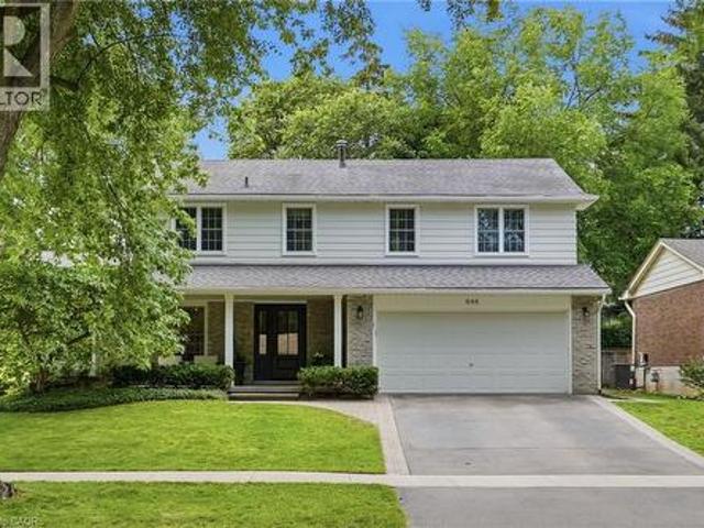 House for sale in Burlington, Ontario