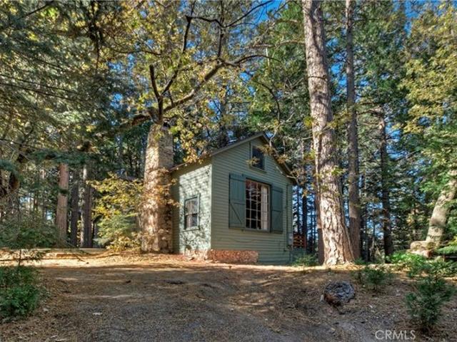 House for sale in Cedar Glen, California