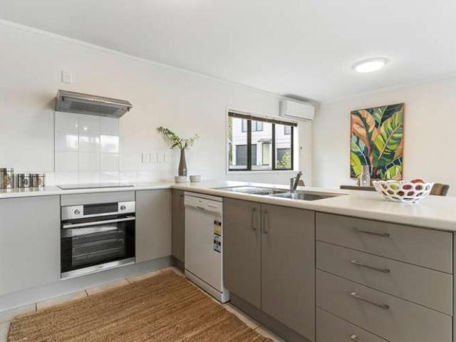 Townhouse for sale in Wairau Valley, Oroua County