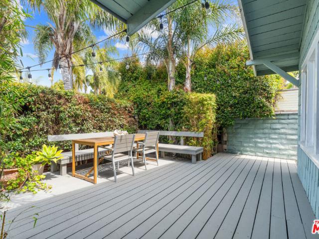Property for rent in Canoga Park, California