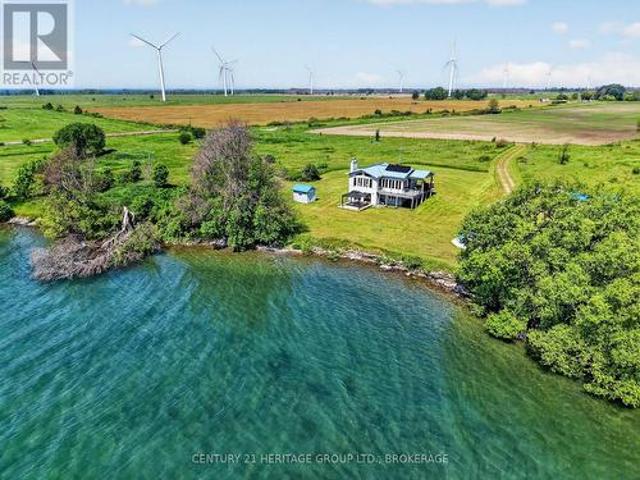 House for sale in Frontenac Islands, Ontario