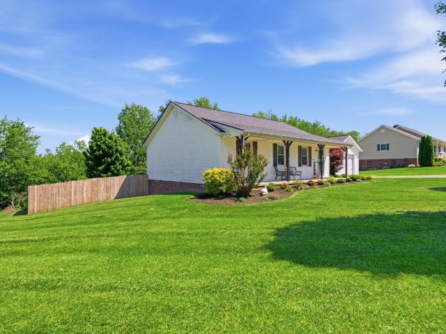 House for sale in Hustonville, Kentucky