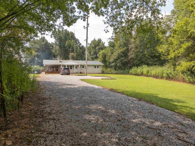 House for sale in Cherokee, Alabama
