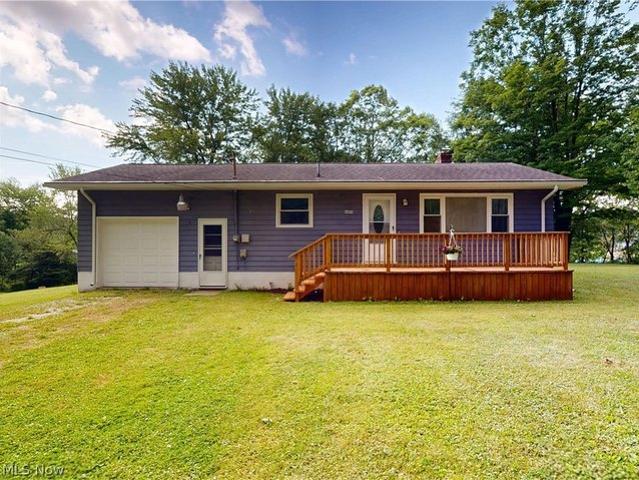 House for sale in Andover, Ohio