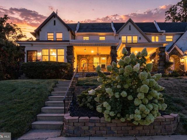 Townhouse for sale in Philadelphia, Pennsylvania