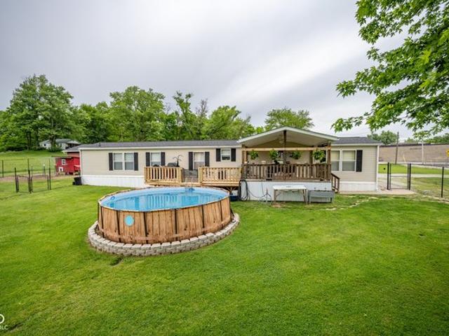 House for sale in Heltonville, Indiana