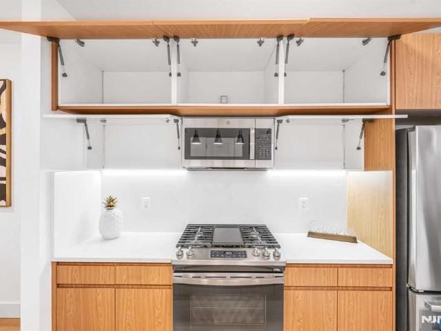 Condo for sale in Hudson, New Jersey