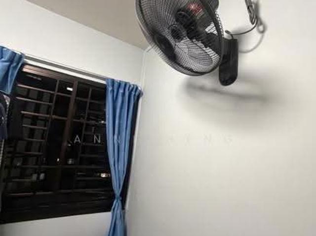 Apartment for rent in Yio Chu Kang West, Singapore