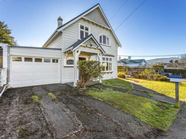 House for sale in Otakou