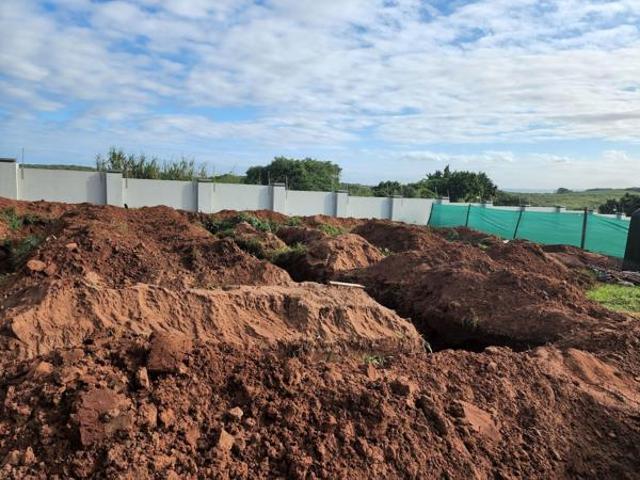 Land for sale in La Mercy, Kwazulu-natal