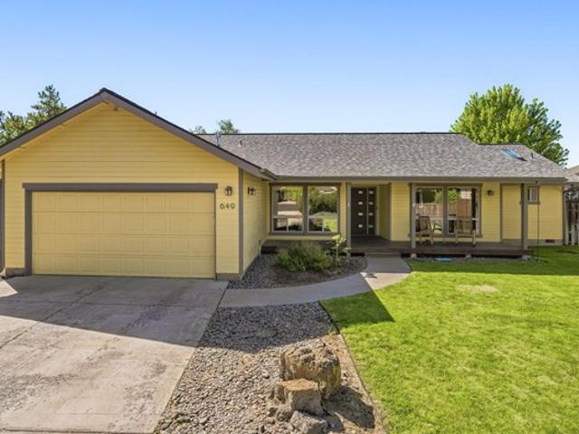 House for sale in Oregonia
