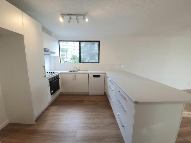 Apartment for rent in Surfers Paradise, Gold Coast City